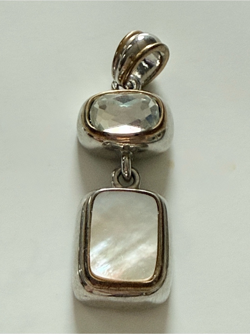 🦪 Reversible Mother-of-Pearl & Clear Faceted Bead Drop Pendant by Cookie Lee